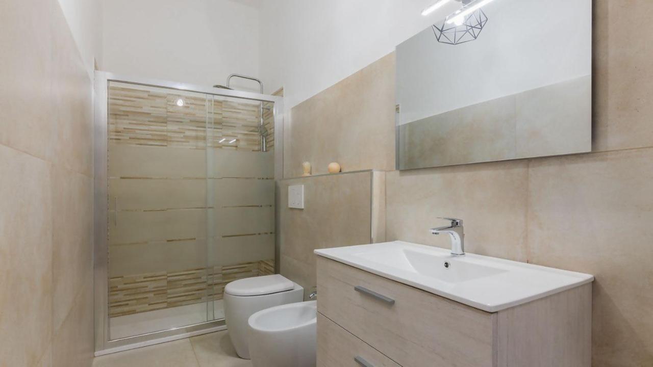 Porta Nuova Centro Elegante Suite Con Wifi Turin Exterior foto
